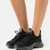 Steve Madden Maxilla - Sneakers Laag - Zwart
